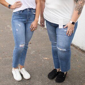 NWT‎ Risen High Rise Distressed Slim Straight Jeans Cropped Curvy